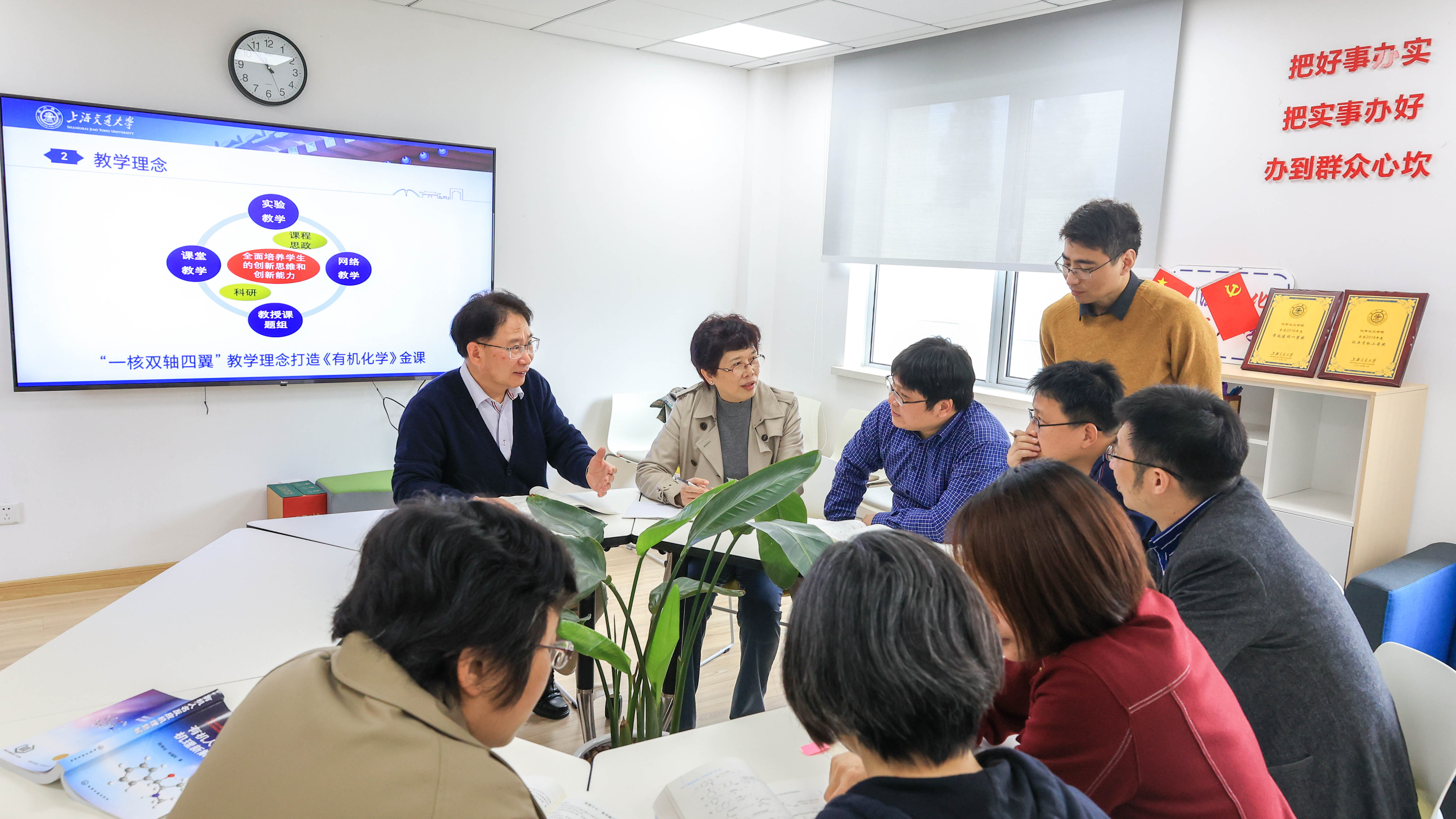 1670563546604424.jpg 1670563546604424.jpg